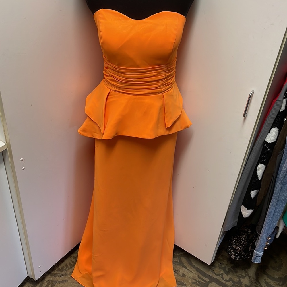 Cute  //  prom dress